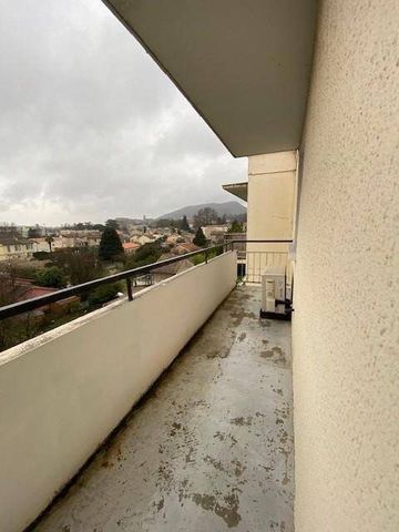 Location appartement rénové 5 pièces 75.88 m² à La Voulte-sur-Rhône (07800) 5 - Photo 2