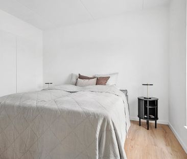 KASERNEBYEN - BO UDE I NATUREN INDE I BYEN - Foto 3