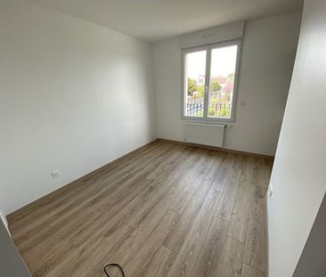 Exclusivité GUY HOQUET DE MORET : Bel appartement de 58 m2 au 1er Etage d'un immeuble construit en 2021 - Photo 3