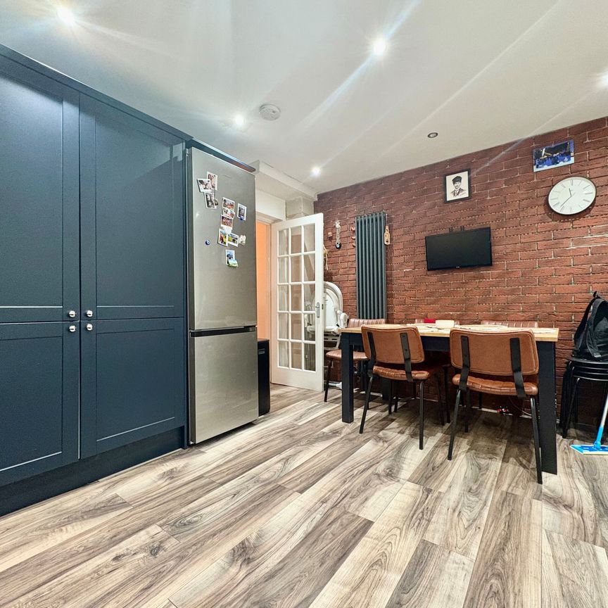 River Avenue, Hoddesdon - Photo 1