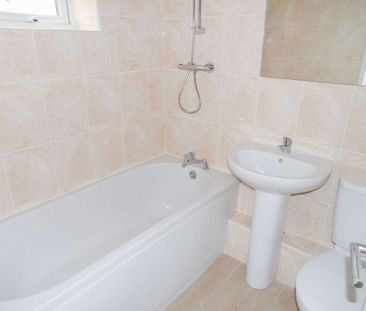 3 bed semi-detached house to rent in NE28 - Photo 4