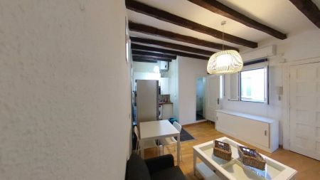 Piso de alquiler en Calle de Almadén, Cortes - Huertas - Foto 2