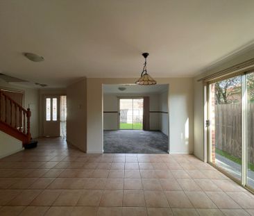 Spacious and Bright 3-Bedroom Home in Epping - Photo 5