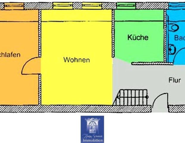 Gemütliche Dachgeschoss-Maisonette-Wohnung in zentraler Lage! - Photo 1