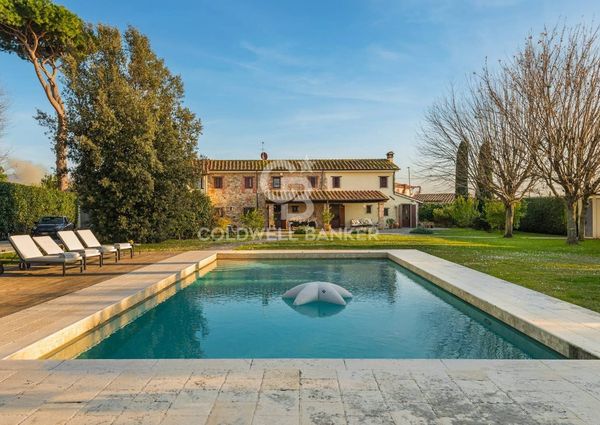 via miramare, 3, Camaiore, Tuscany 55041