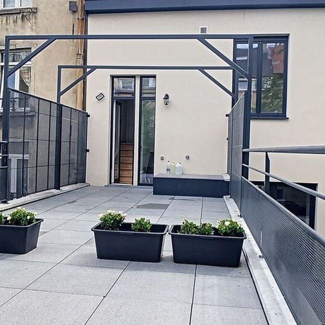 Duplex te huur in Sint-Joost-ten-Node voor € 1.500 met 3 slaapkamers - Photo 1