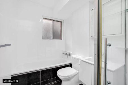 MGM MARTIN - MODERN APARTMENT WITH LOCK-UP GARAGE - Photo 5