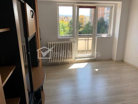 Apartament cu 3 camere, decomandat, Gheorgheni, Nicolae Titulescu - Photo 2