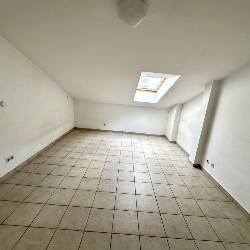 Top Lage – Schöne 2-Zimmer-Wohnung in absoluter bester Lage direkt bei der Karl-Franzens-Universität in der Heinrichstraße – Airbnb – Nutzung möglich! - Photo 1