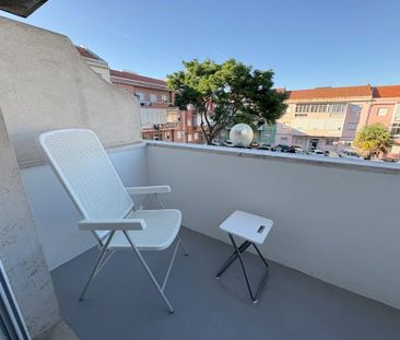 Praceta Primeiro de Maio, Amadora, Lisbon 2720 - Photo 1