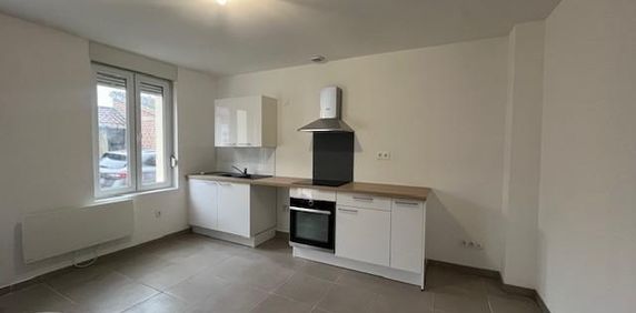 Location Maison 2 pièces 35m² DENAIN 59220 - Photo 2