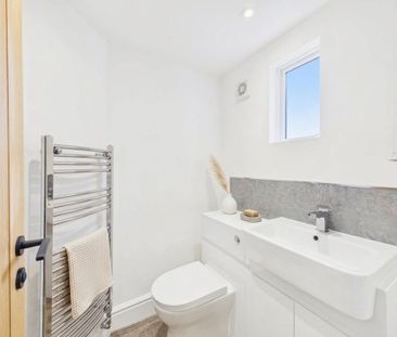 1 bedroom in a house share to rent - Photo 6