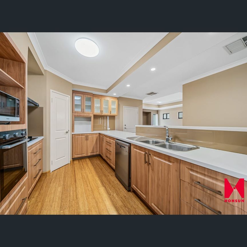 40 Admiralty Road, Canning Vale, WA 6155 - Photo 1