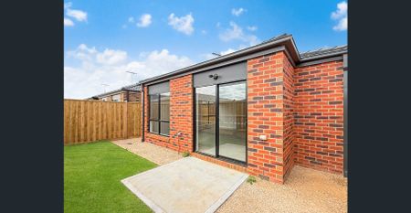 🏡 Brand New 4-Bedroom House in Thornhill Park - Photo 5