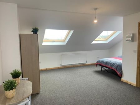 Studio Flat, St Pauls Road, N17 - Photo 2