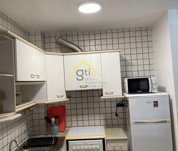 Location Appartement 2 pièces 65m² ST DENIS 97400 - Photo 2