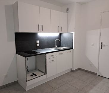 Location Appartement 1 pièce 32m² THONON LES BAINS 74200 - Photo 3