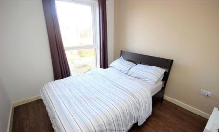 3 bedroom apartment to rent - Photo 3