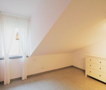 Charmantes Wohnambiente am Lousberg: 95 m² große Dachgeschosswohnun... - Photo 4