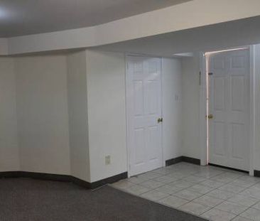 One-bedroom Basement Apartment - Photo 4