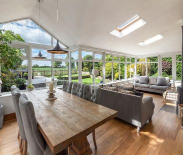 5 Bedroom Detached To Let - Photo 3
