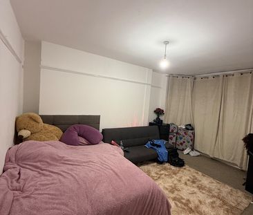 2 Bed Flat, Coventry, CV3 - Photo 3