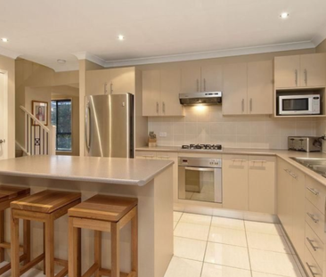 Comfort and Convenience in a Quiet Kellyville Ridge Street - Photo 5