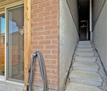 For Lease - 66 Drizzel Crescent, Richmond Hill, Ontario - Photo 4