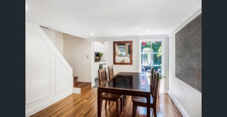 Charming freshly painted terrace nestled in sought out location - Photo 2