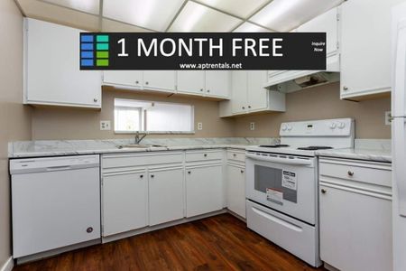 Elmwood Apartments - Photo 2