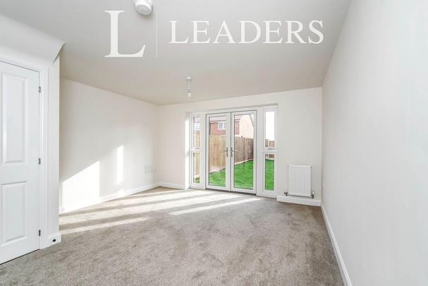 3 bedroom townhouse to rent - Photo 1