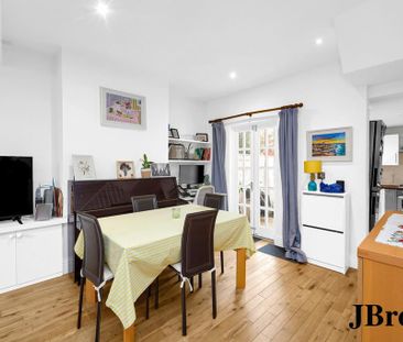 2 bedroom terraced house to rent - Photo 4