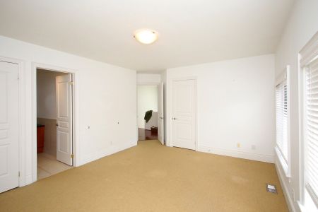 For Lease - 374 Glengarry Avenue, Toronto, Ontario - Photo 4