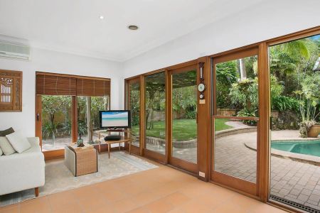 67 Hawthorne Avenue, Chatswood. - Photo 3