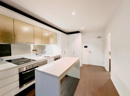 2105/33 Rose Ln, Melbourne - Photo 2
