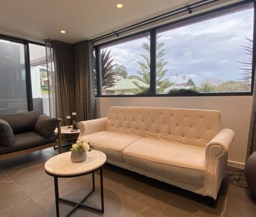 Immaculate Apartment with Water Views - Photo 1