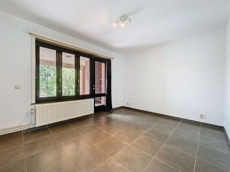 Instapklaar appartement met terras te Brasschaat - Photo 3