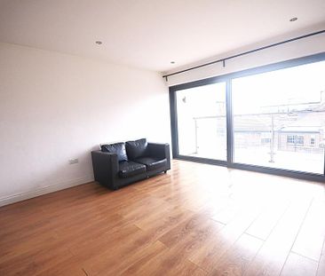 2 bedroom flat to rent - Photo 4