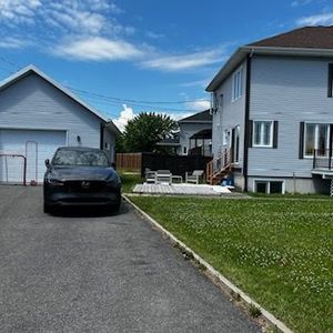 Jumelé à Charlesbourg Avec Garage Extéri - Photo 2