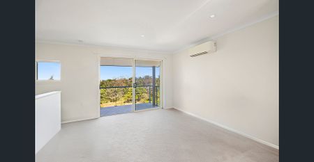 Beachfront Bliss – 1-Bedroom Resort-Style Living in Sapphire Beach - Photo 2