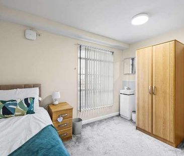 Christ The King, University Chaplaincy, Armada Way, PL1 - Photo 5