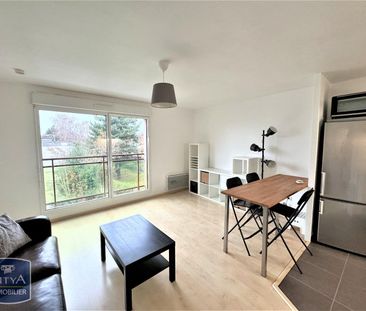 Location Appartement 2 pièces 45m² LILLE 59000 - Photo 3