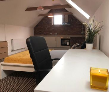 Studio to rent - Photo 4