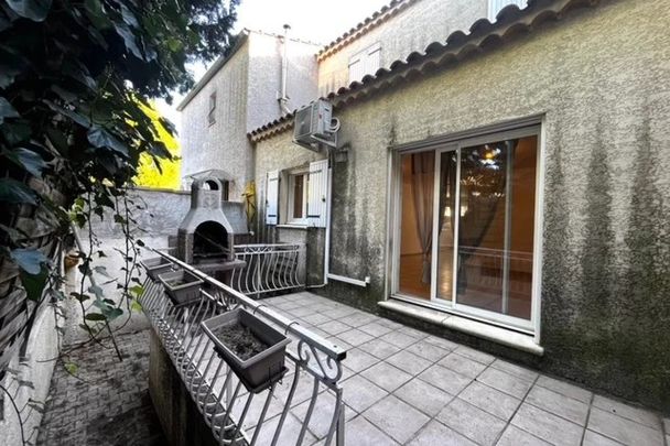 Maison 4 pièces et garage - Photo 1