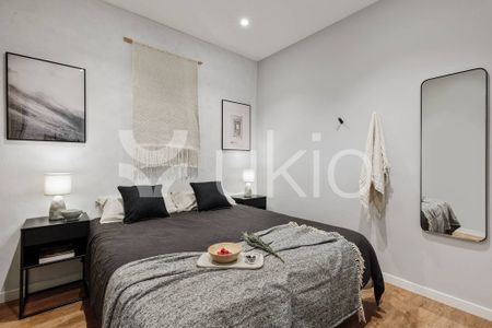 4 room luxury Apartment for rent in Barcelona, Spain - Photo 3