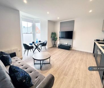 2 bedroom flat to rent - Photo 1