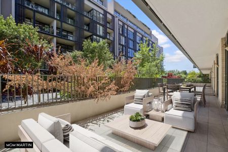 MGM MARTIN – PRIVATE AIR CONDITIONED TWO BEDROOM APARTMENT WITH SPACIOUS COURTYARD + STUDY - Photo 2