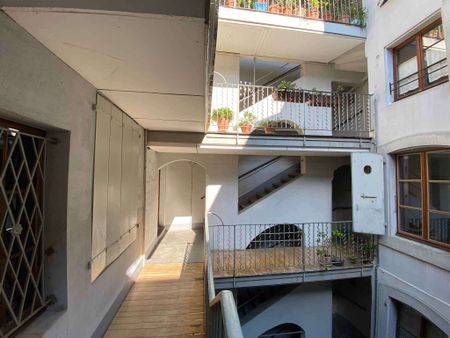 Superbe appartement de caractère de 6 pièces à la Vieille-Ville - Foto 2