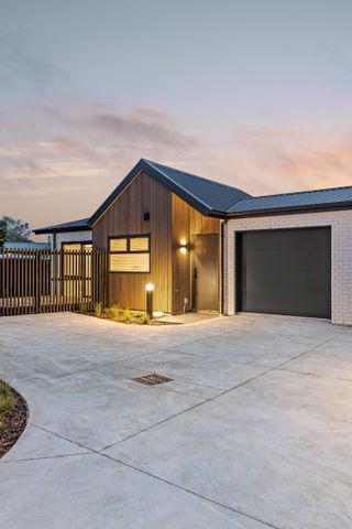 30 Clyde Road, Upper Riccarton - Photo 2