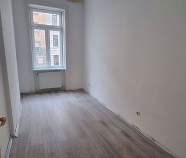 Nette, unbefristete 2 Zimmer Altbauwohnung - Foto 2